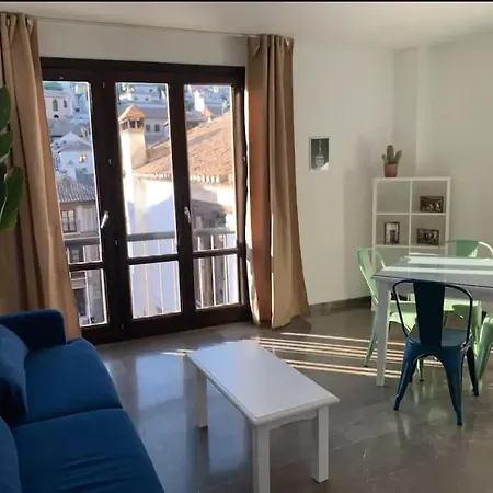 Apartment Cosy & Amazing Views! Close To Alhambra! *